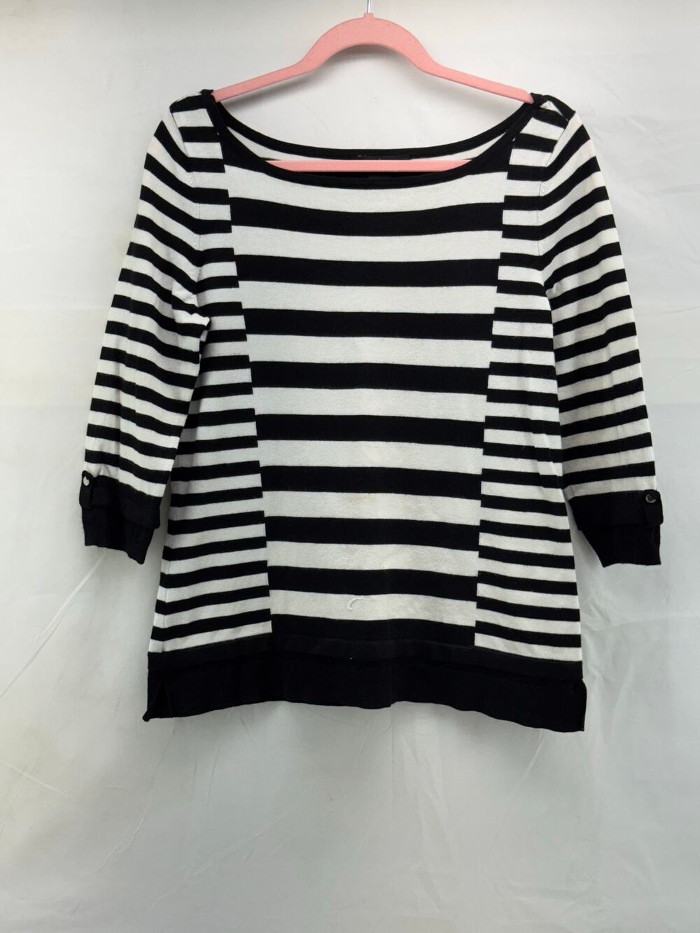 Women's White House Black market Medium sweater